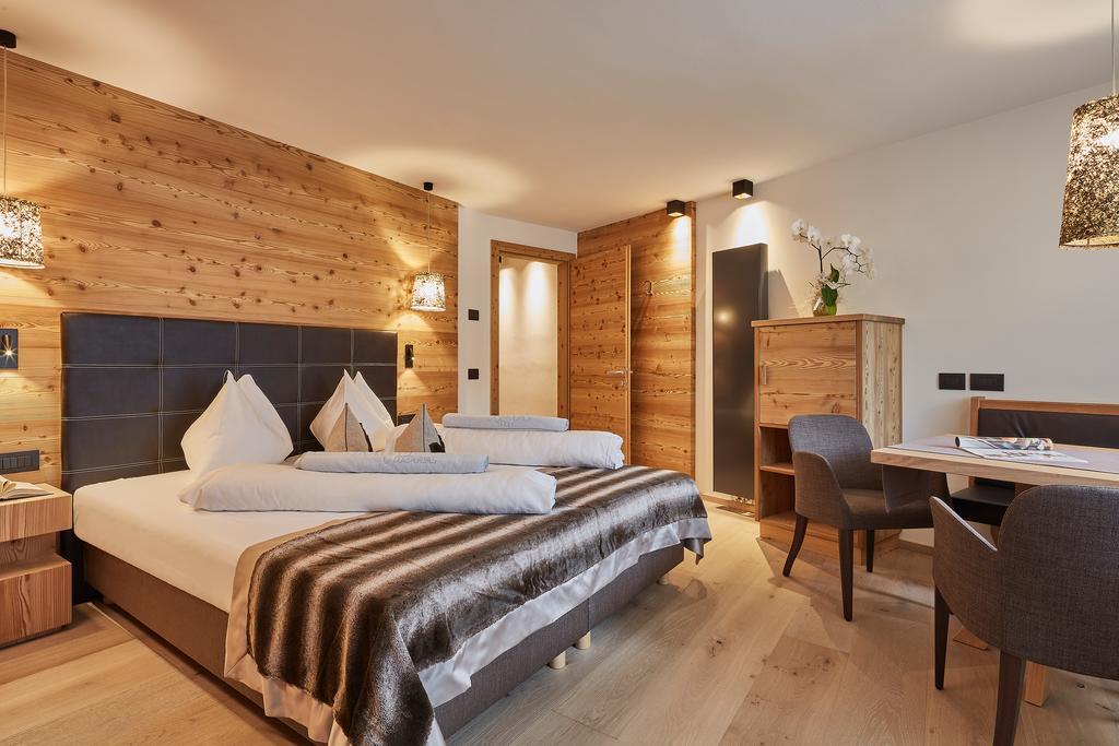 Mountain Hotel Mezdi Колфоско Екстериор снимка