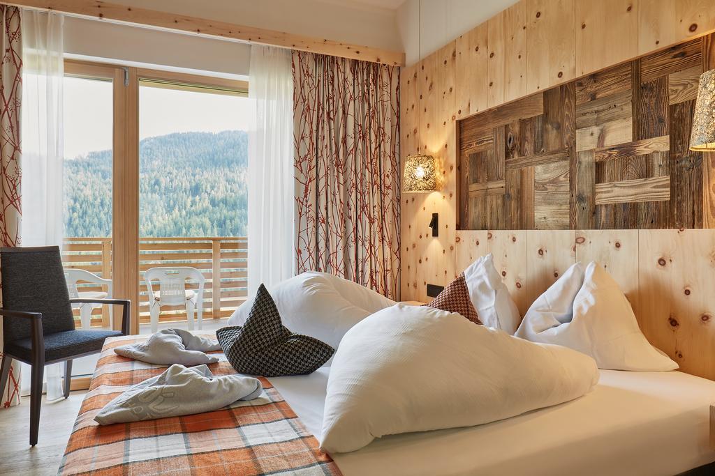 Mountain Hotel Mezdi Колфоско Екстериор снимка