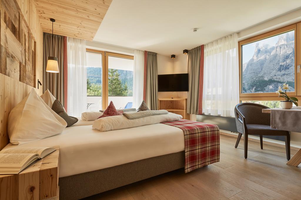 Mountain Hotel Mezdi Колфоско Екстериор снимка